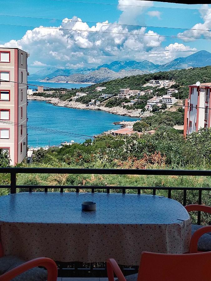 Apartmani Ljubica يوتجيها المظهر الخارجي الصورة