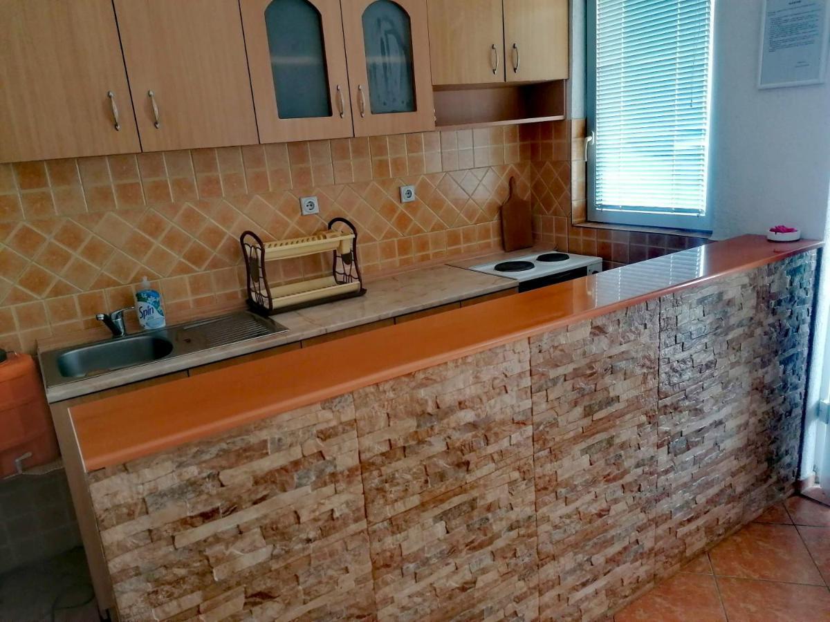 Apartmani Ljubica يوتجيها المظهر الخارجي الصورة