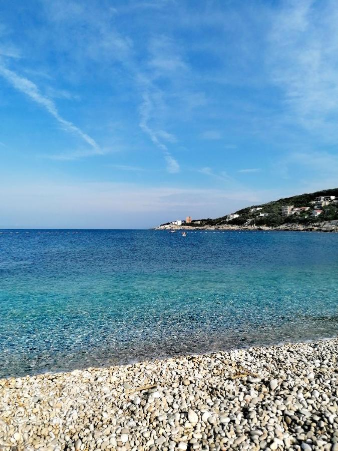 Apartmani Ljubica يوتجيها المظهر الخارجي الصورة