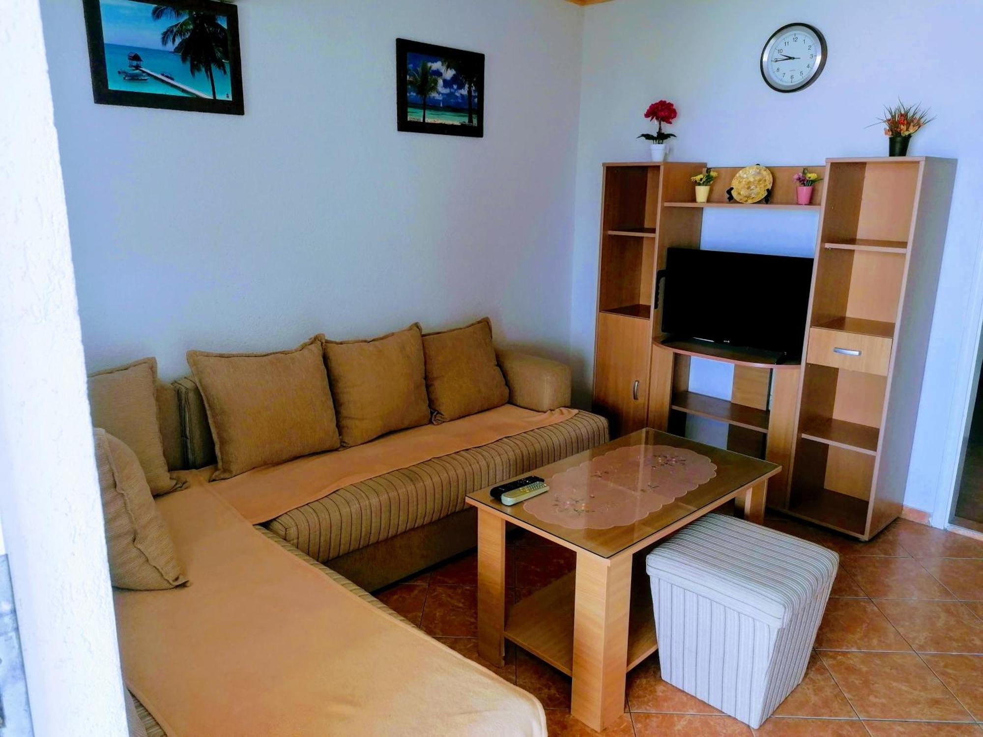 Apartmani Ljubica يوتجيها المظهر الخارجي الصورة